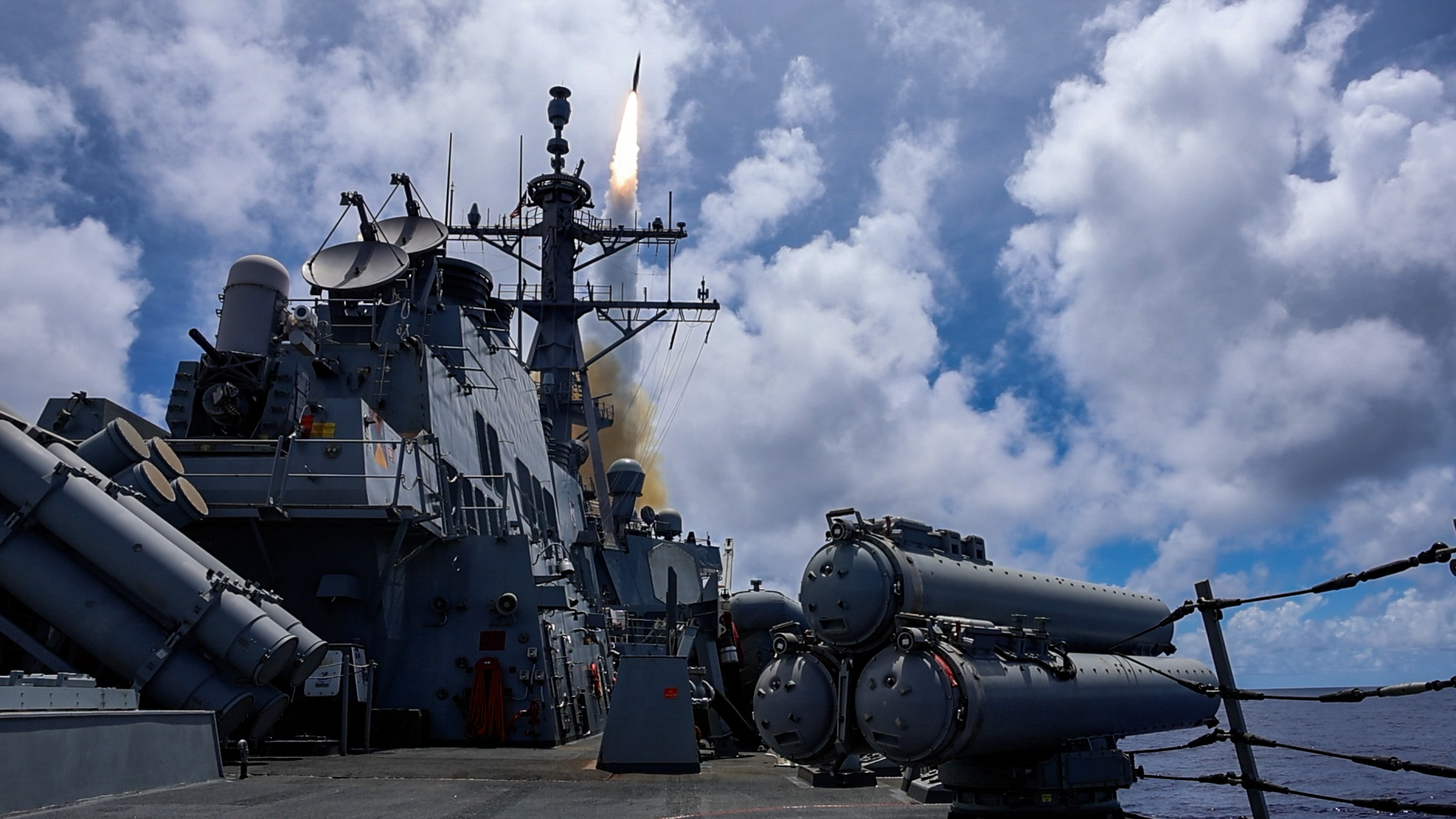 USS Higgins Conducts Live Fire Exercise